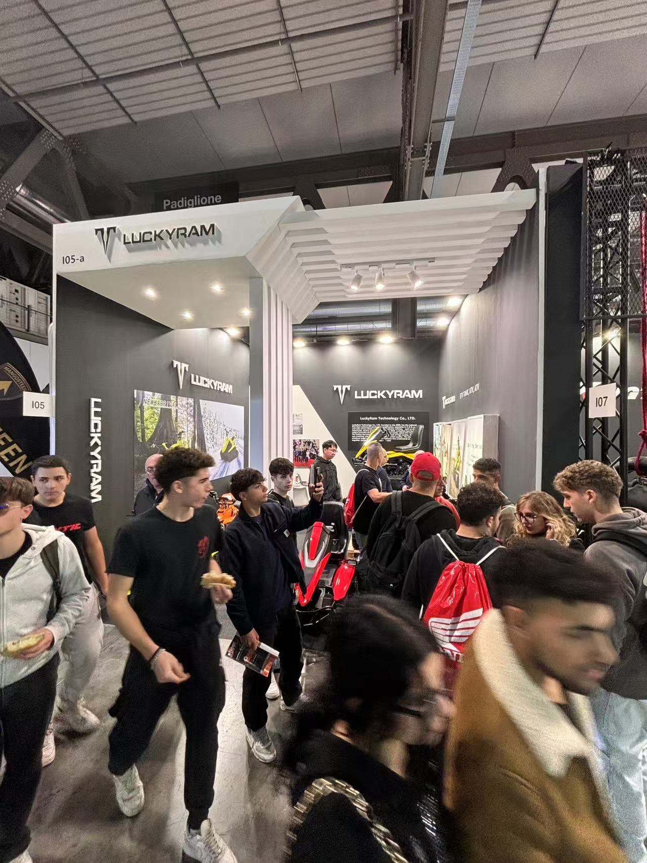 รถถัง ETV ส่องแสงที่ EICMA 2024