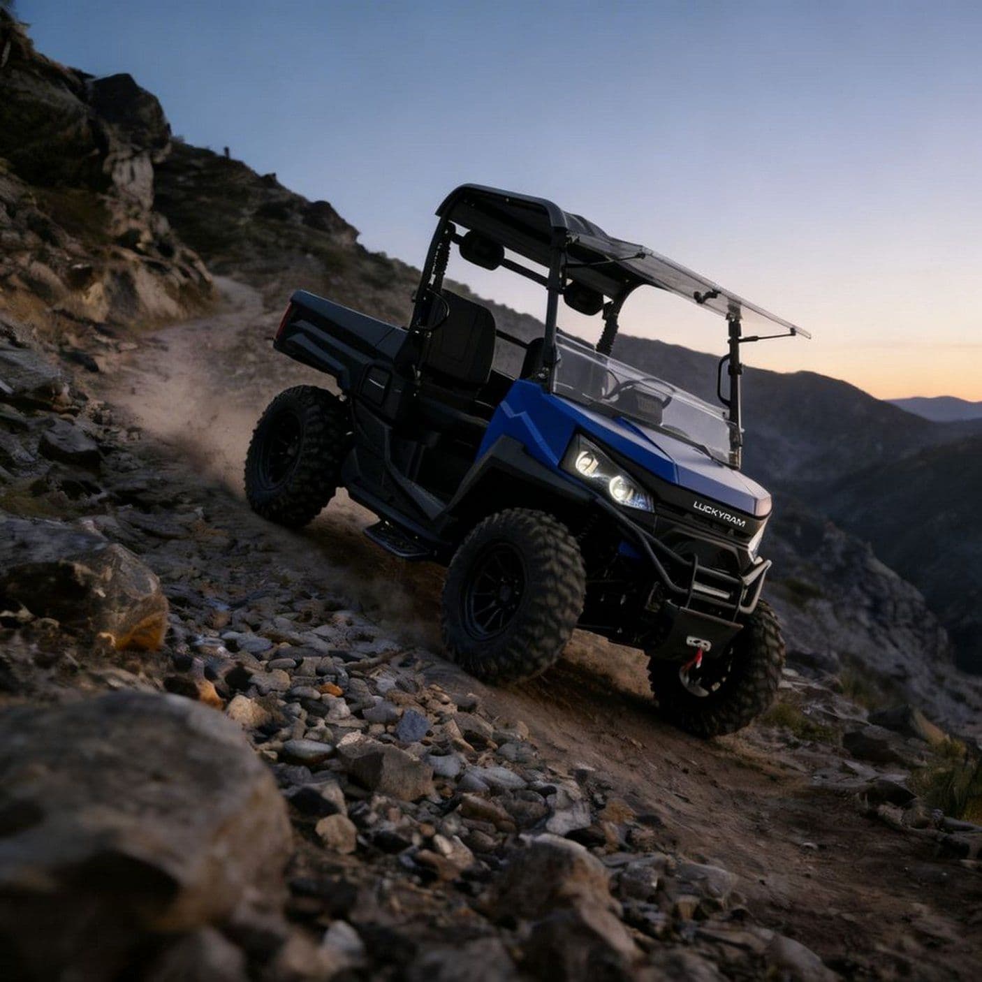 ฟาร์มไฟฟ้า UTV PKE Keyless 4WD 14 นิ้วยาง 10KW มอเตอร์ AC